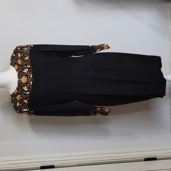 Adrianna Papell Dresses & Skirts - Adrianna Papell Silk Black Dress with Gold Leaf print size 12 Vintage